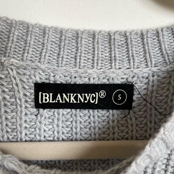 BlankNYC ruffled grey sweater - Picture 4 of 7